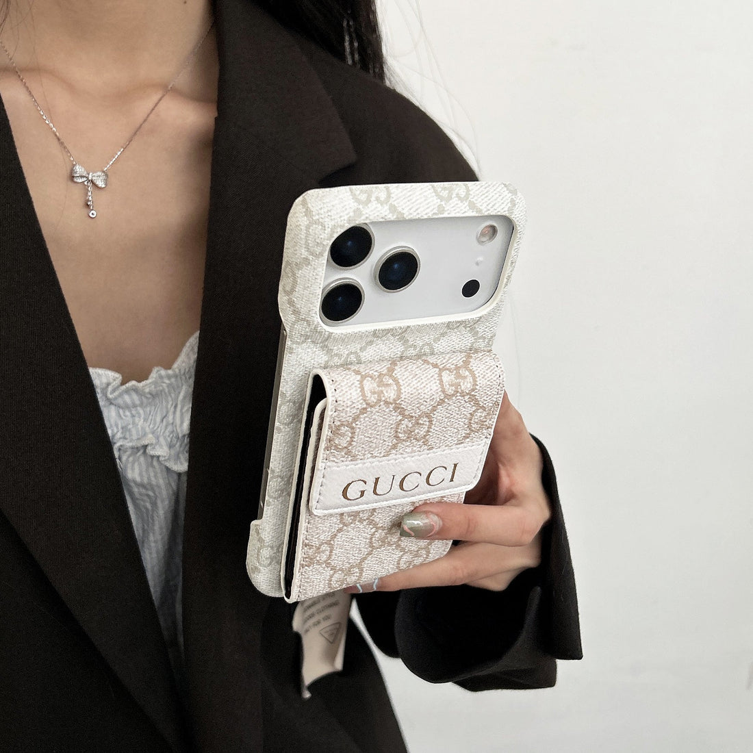 Elegant  GG iPhone Case With Card Holder For iPhone 17 Series-CYGG141