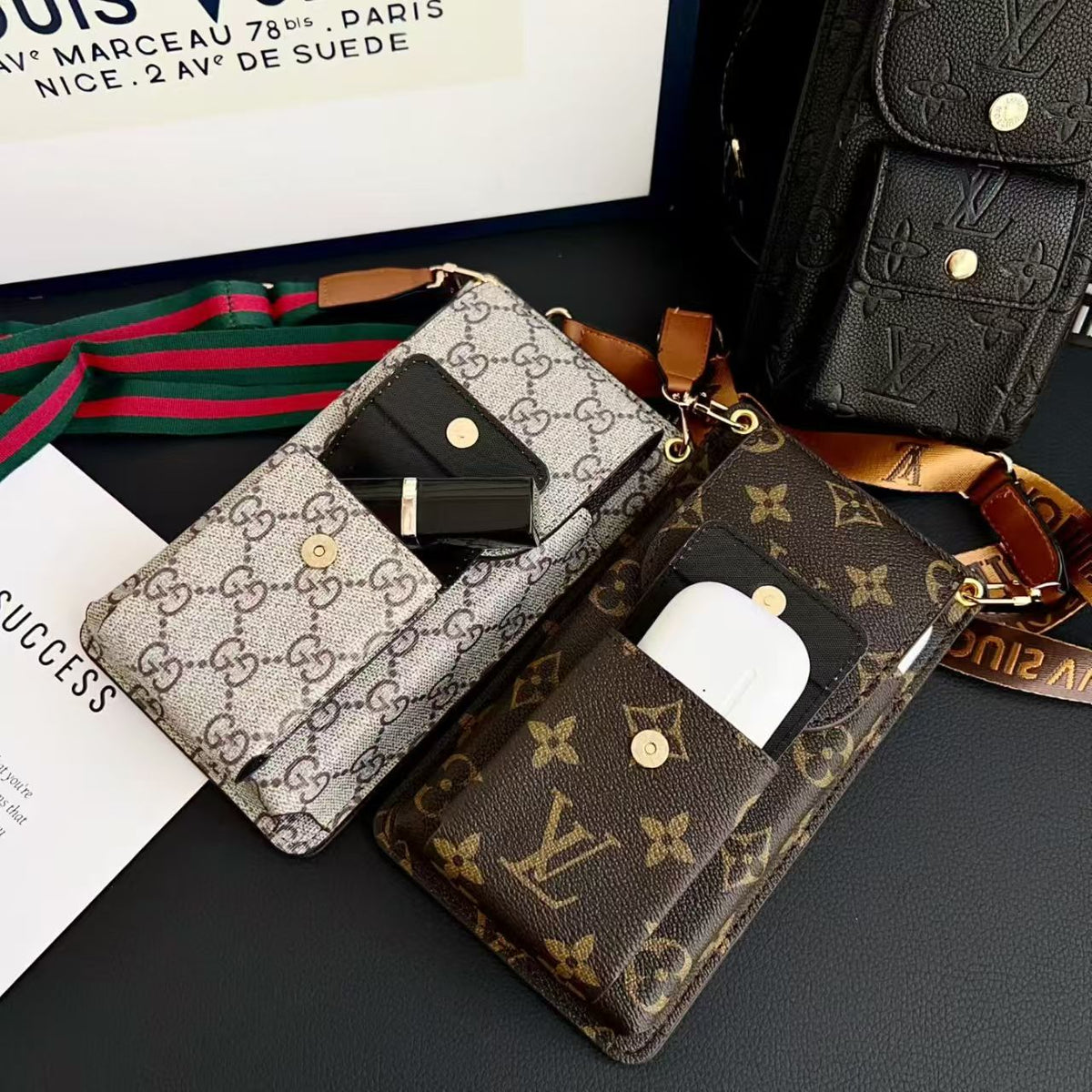 Elegant Leather GG Crossbody Phone Bag-LA260022
