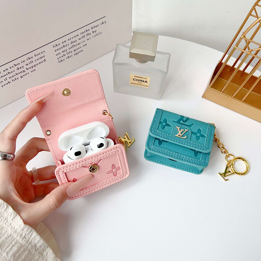 High-quality Monogram AirPods Cases Pink-CYLV120