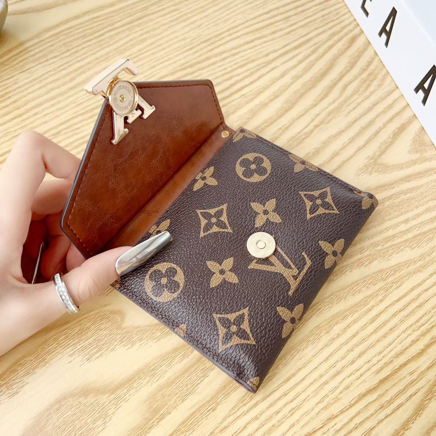 Monogram Leather Card Wallet-LA260002