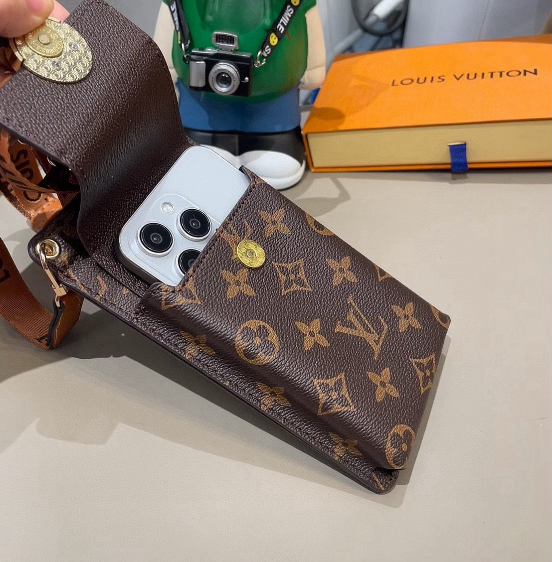 Luxury Leather Monogram Crossbody Phone Purse -CYLV154