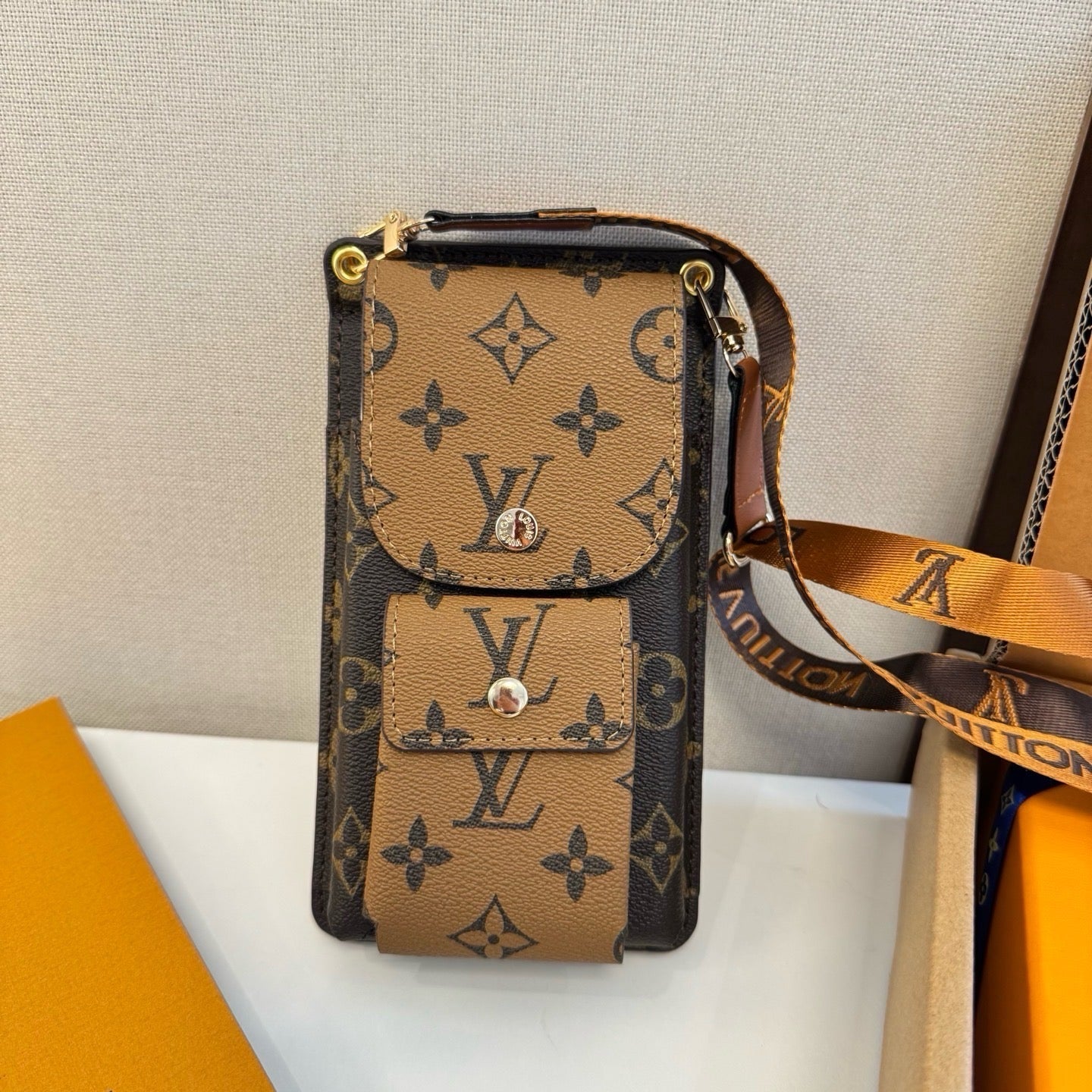 Premium Leather Monogram Crossbody Phone Bag-CYLV159