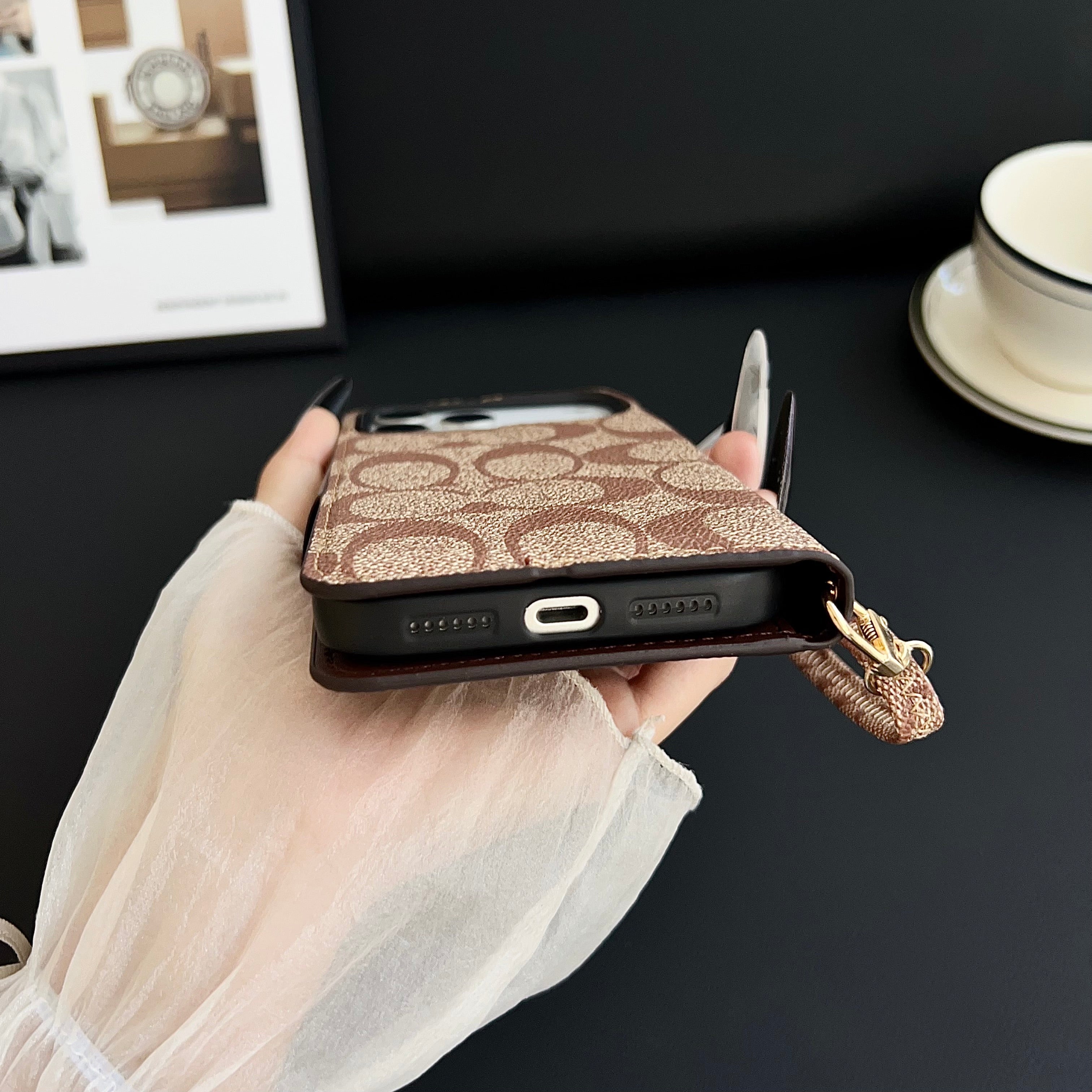High-quality Leather CH iPhone Case With Flip Wallet -CYCH172
