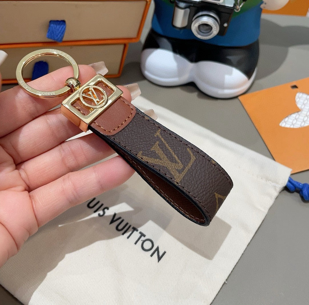 Monogram Classic Pattern Wrist Keychain-LA260011
