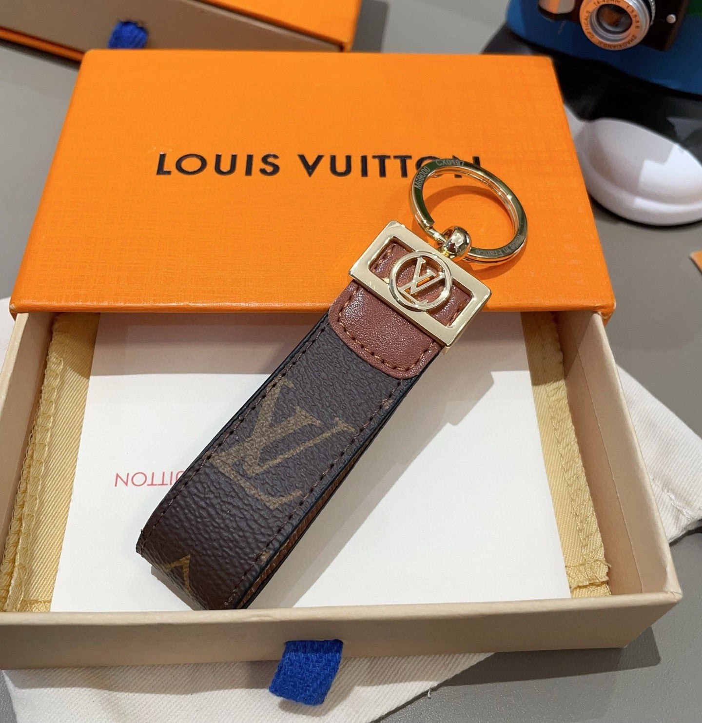 Monogram Classic Pattern Wrist Keychain-LA260011