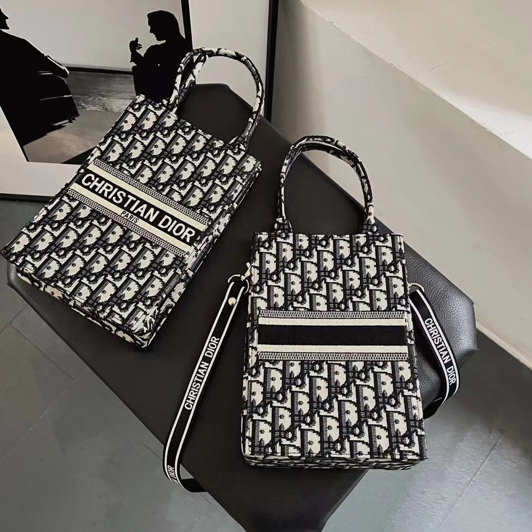 Luxury  CD Crossbody Phone Bag-LA260018