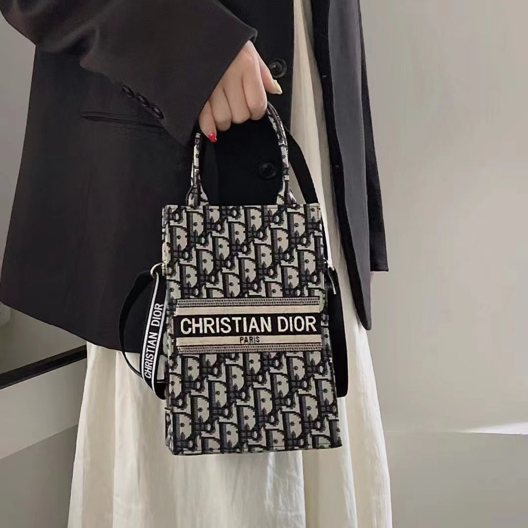 Luxury  CD Crossbody Phone Bag-LA260018