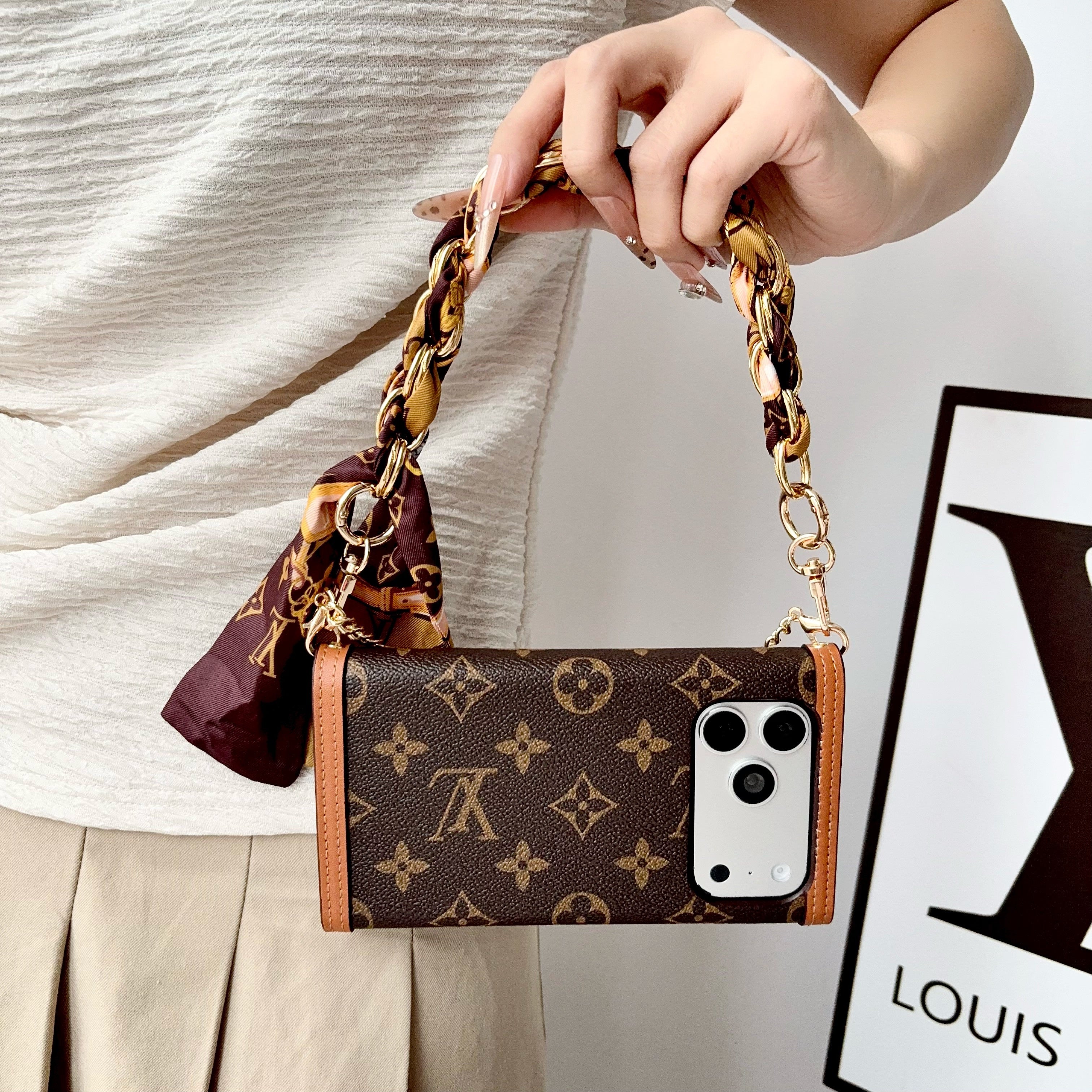 High-quality Leather Monogram iPhone Case With Flip Wallet And  Chain-LA260020