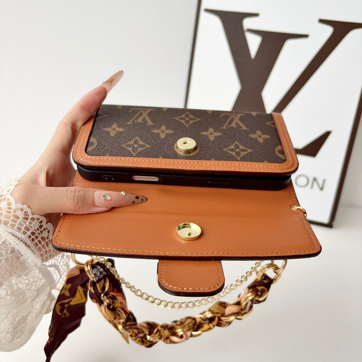 High-quality Leather Monogram iPhone Case With Flip Wallet And  Chain-LA260020