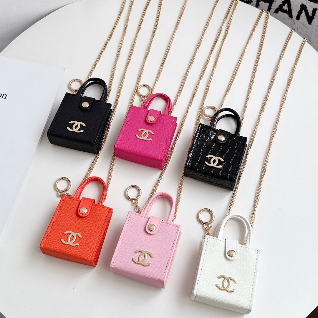 Premium CC AirPods Cases Black-LA260028